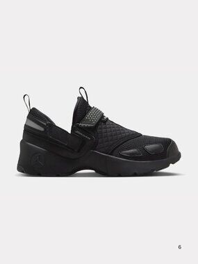 NEW Nike Jordan's Trunner LX Triple Black 7